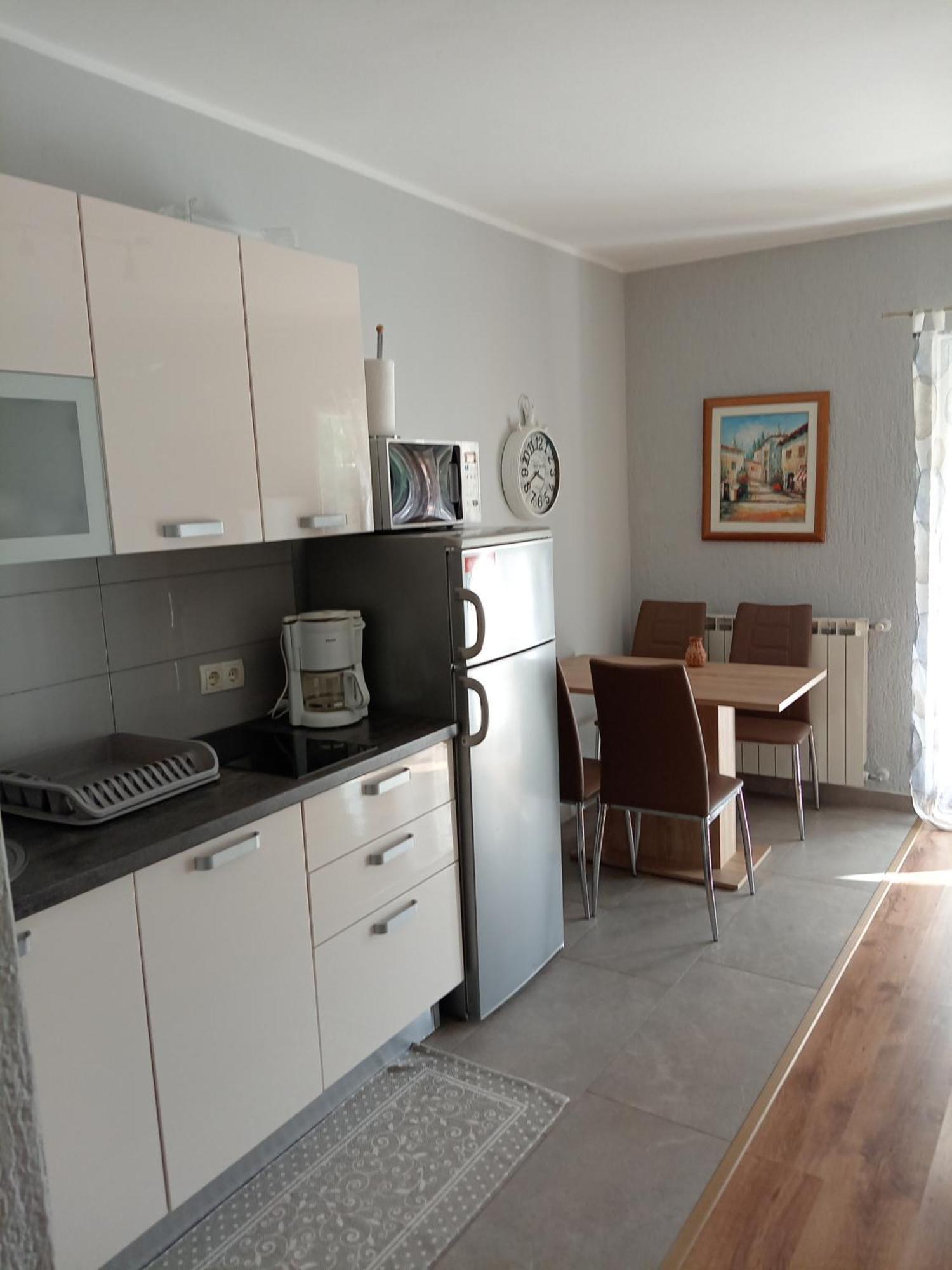 Apartments Sven-Marino Porec Bagian luar foto